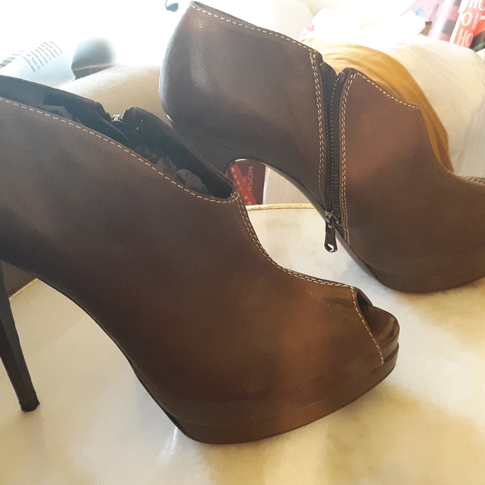 Vera Wang Lavender Collection